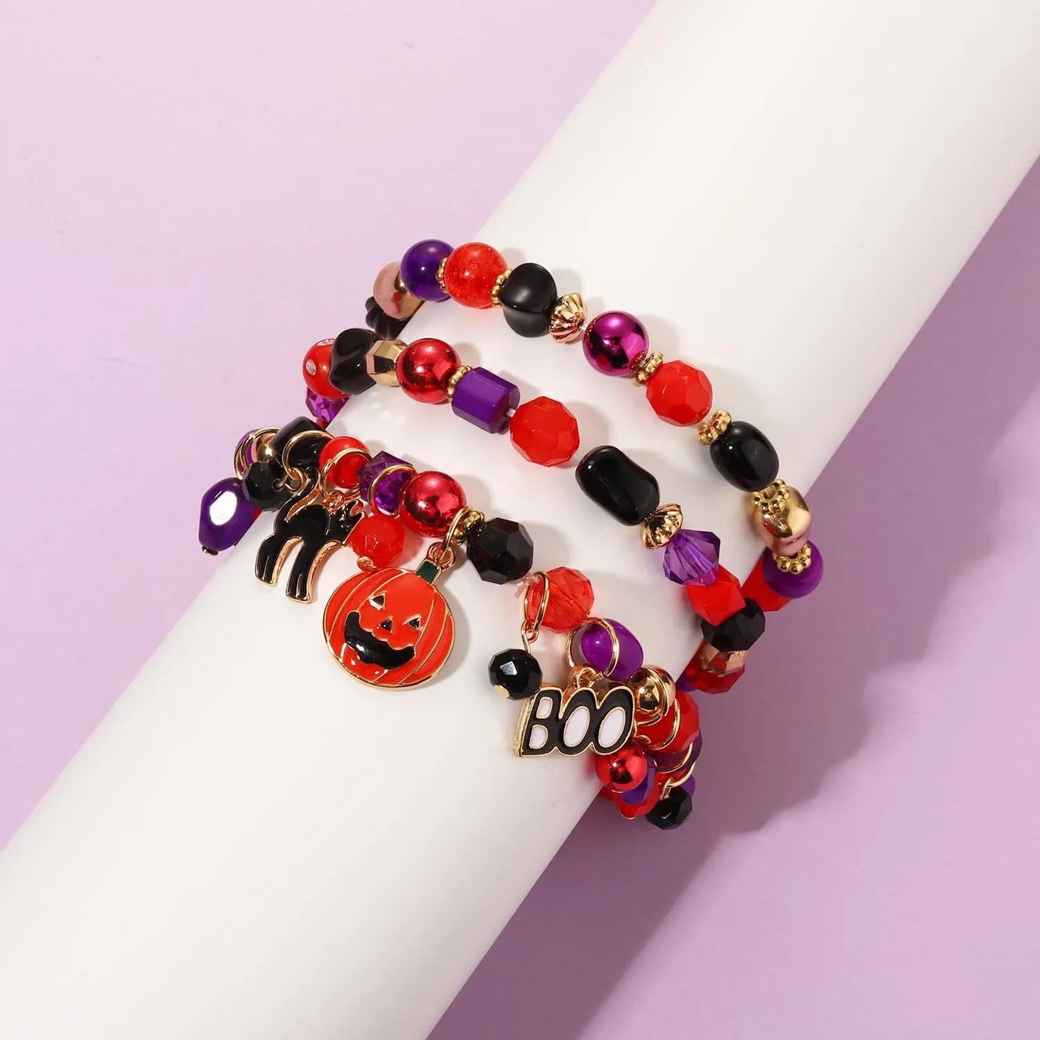 3PCS Mardi Gras Bracelets for Women Glitter Fleur De Lis Mask Jester Hat Charm Bracelets Beaded Stretch Bracelet Set for Carnival Parade Outfits Mardi Gras Accessory