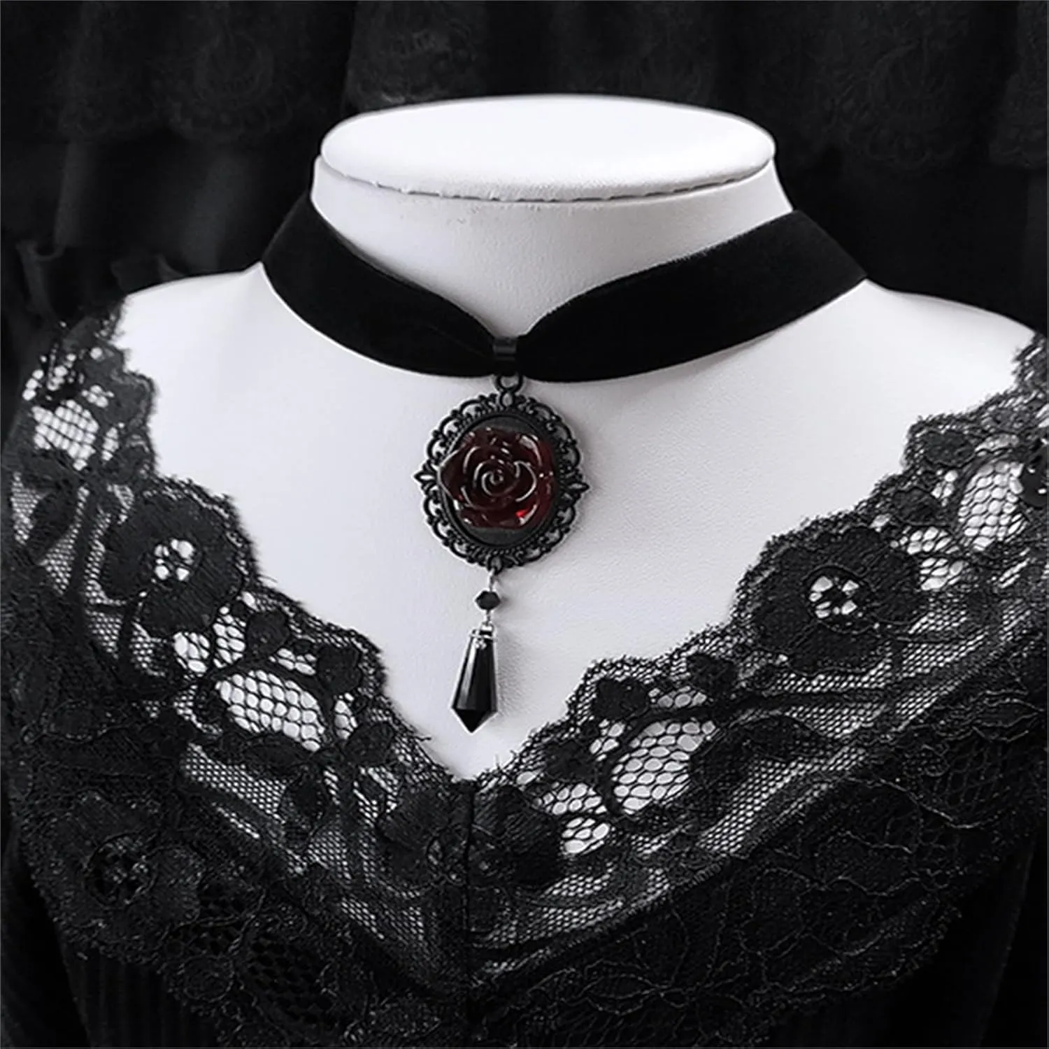 Black Rose Cameo Pendent Choker,Gothic Velvet Choker Necklace Vintage Resin Red Crystal Gem Pendent Necklaces Witch Jewelry for Women