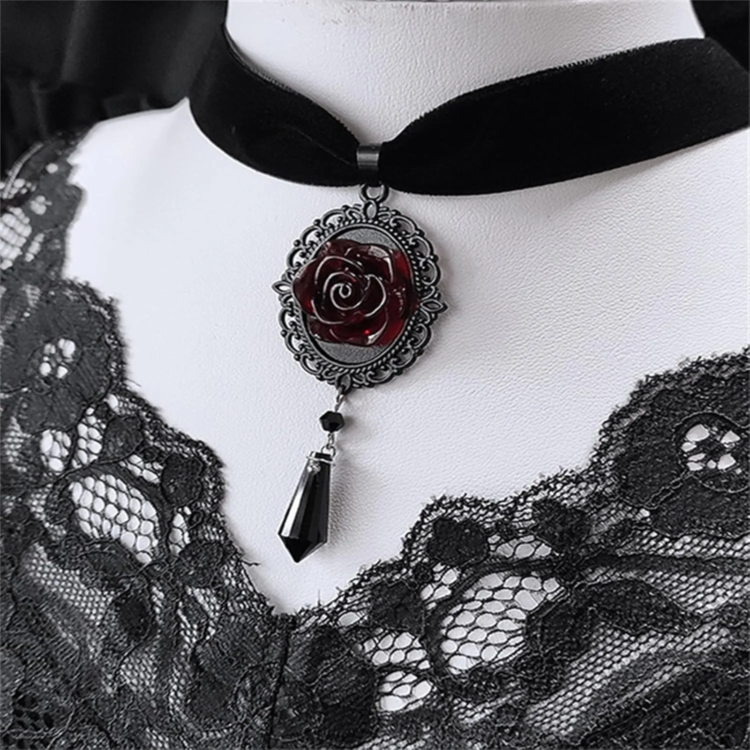 Black Rose Cameo Pendent Choker,Gothic Velvet Choker Necklace Vintage Resin Red Crystal Gem Pendent Necklaces Witch Jewelry for Women