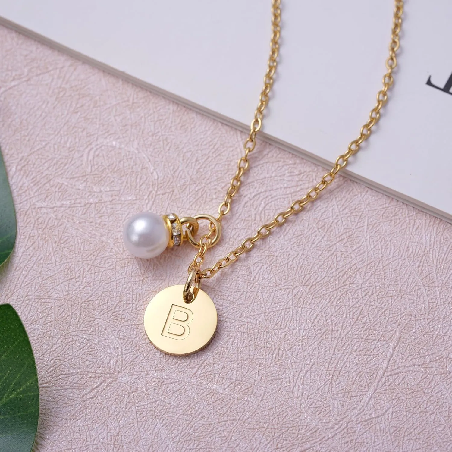 Cheerleader Initial Necklaces, Custom Name Pearl Necklace Gifts for Cheerleading Squad, Birthday Christmas Graduation Gift for Cheer Leaders