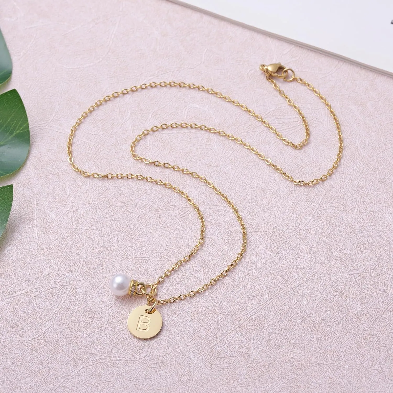 Cheerleader Initial Necklaces, Custom Name Pearl Necklace Gifts for Cheerleading Squad, Birthday Christmas Graduation Gift for Cheer Leaders