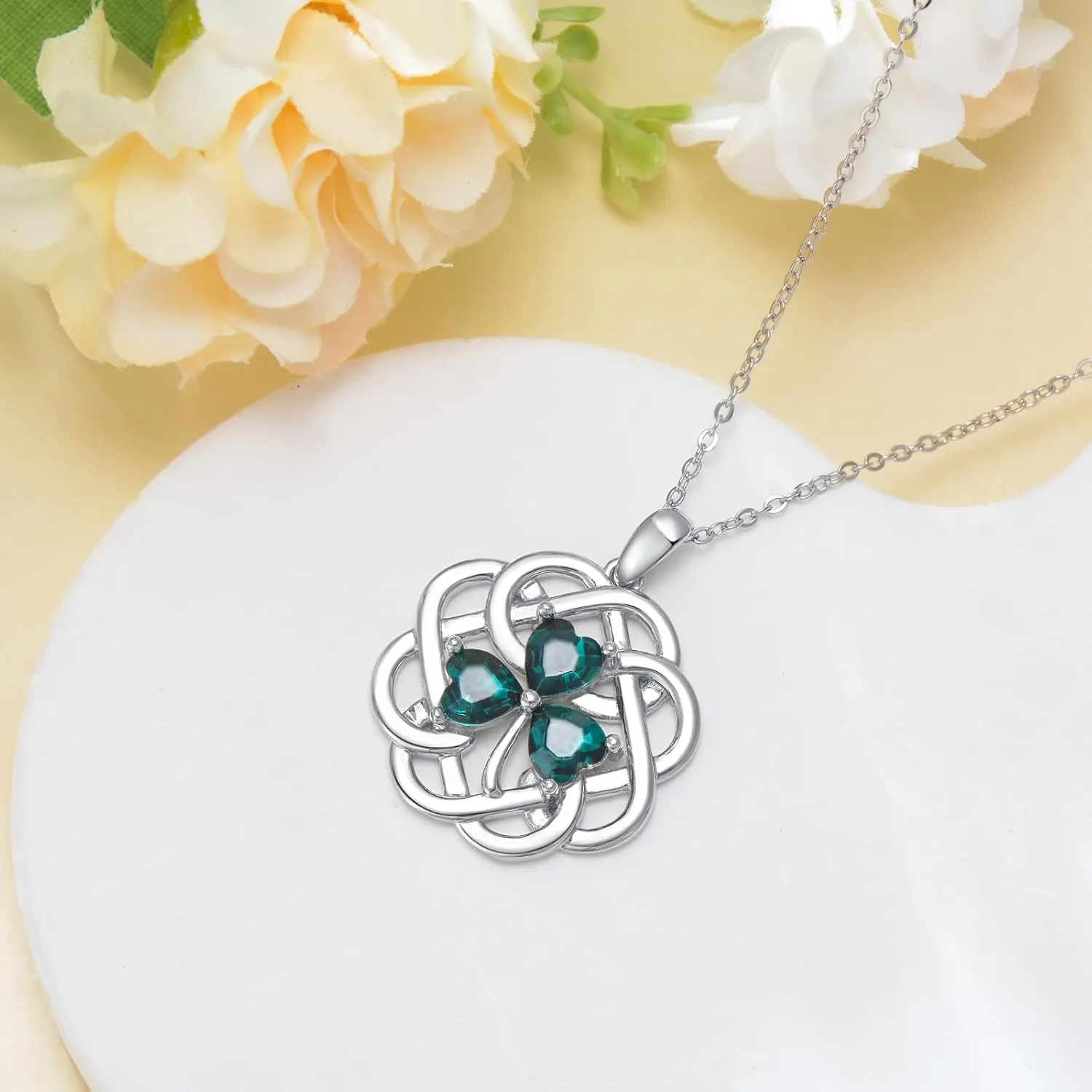 Clover Necklace Sterling Silver Celtic Green Shamrock Pendant Necklaces Irish Jewelry St Patricks Day Gifts for Women