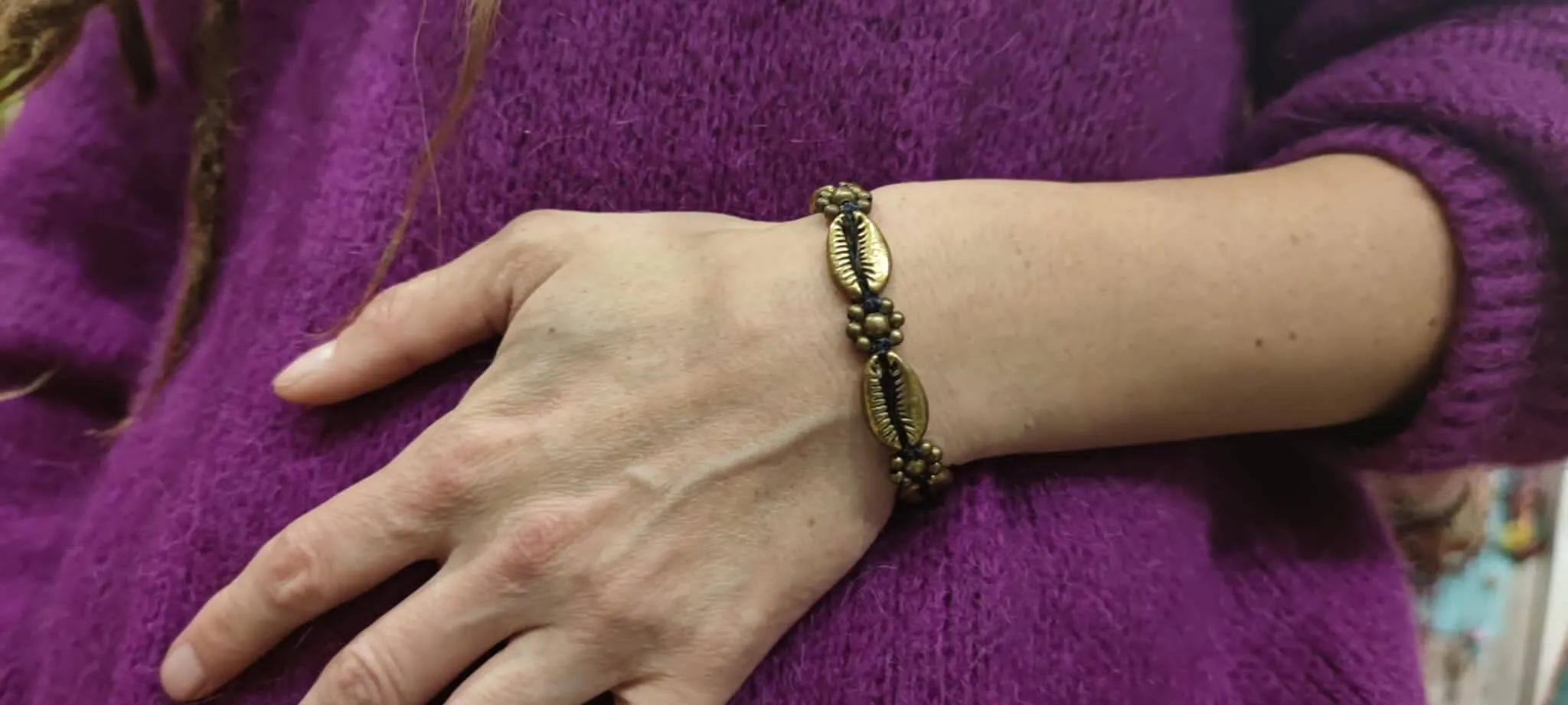 Handmade Steanless Steal shell Bracelets- Shell Beauty