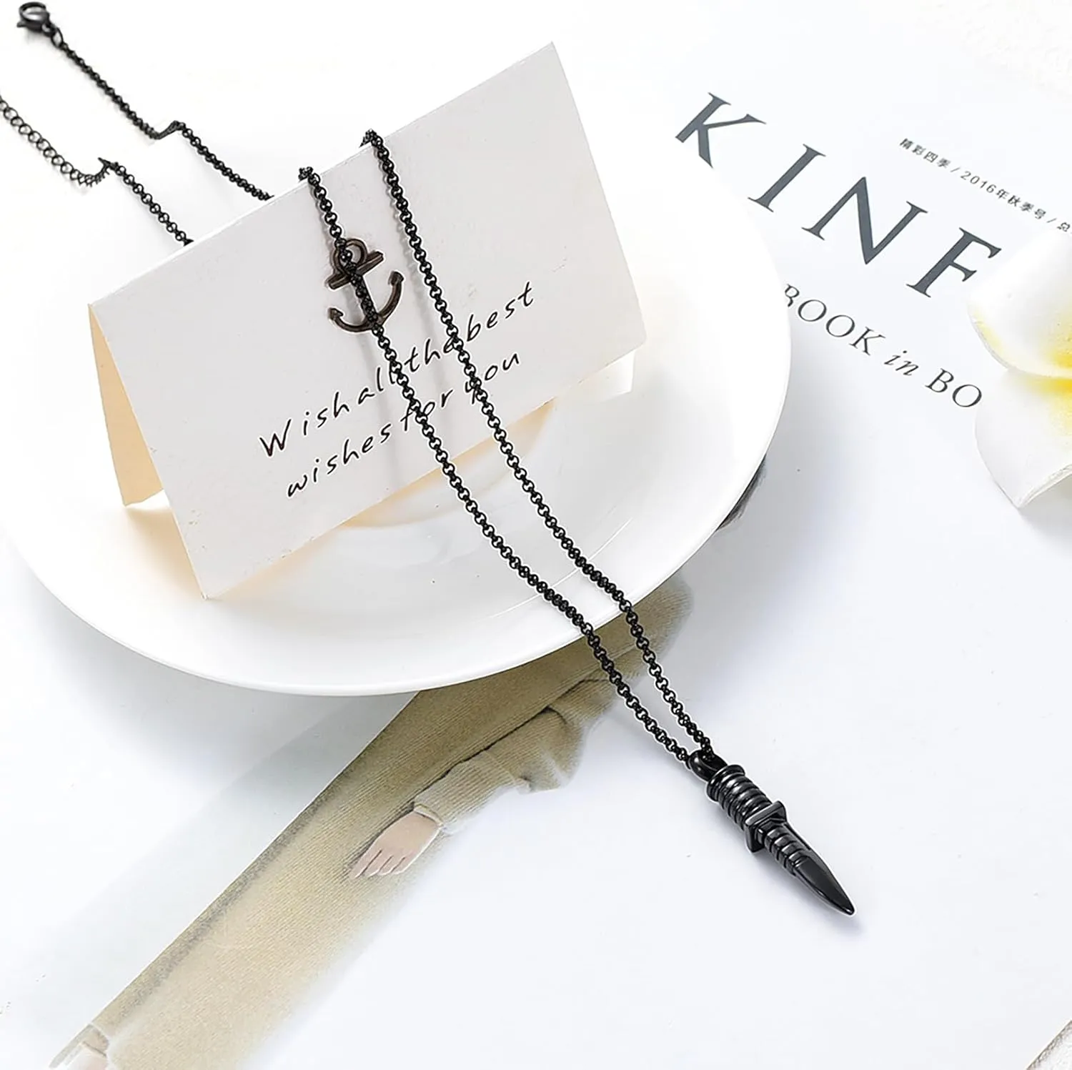 Hearbeingt Cremation Jewelry for Ashes Swiss Army Knife Memorial Urn Necklace for Men, Viking Cremation Axe Necklace Keepsake Pendant for Ashes