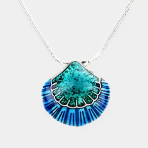 iLLASPARKZ Enamel Shell Pendant Necklace