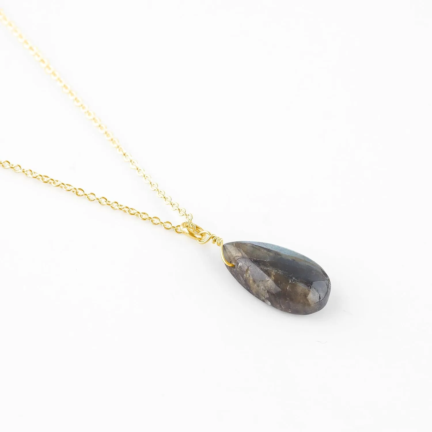 Labradorite Necklace, Healing Crystal Pear Gemstone Pendant Necklaces, Natural Spiritual Reiki Stone Jewelry for Women Girls Girlfriend