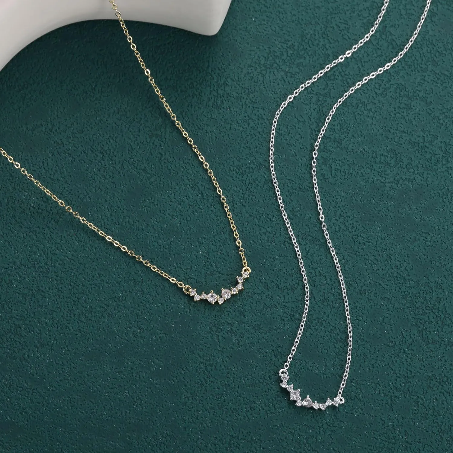 MIDEEO CZ Diamond Necklace for Women Dainty Layered Cubic Zirconia Solitaire Pendant Necklace Gold Plated Waterdrop Shape Square Emerald Green CZ Simulated Diamond Bridesmaid Necklace