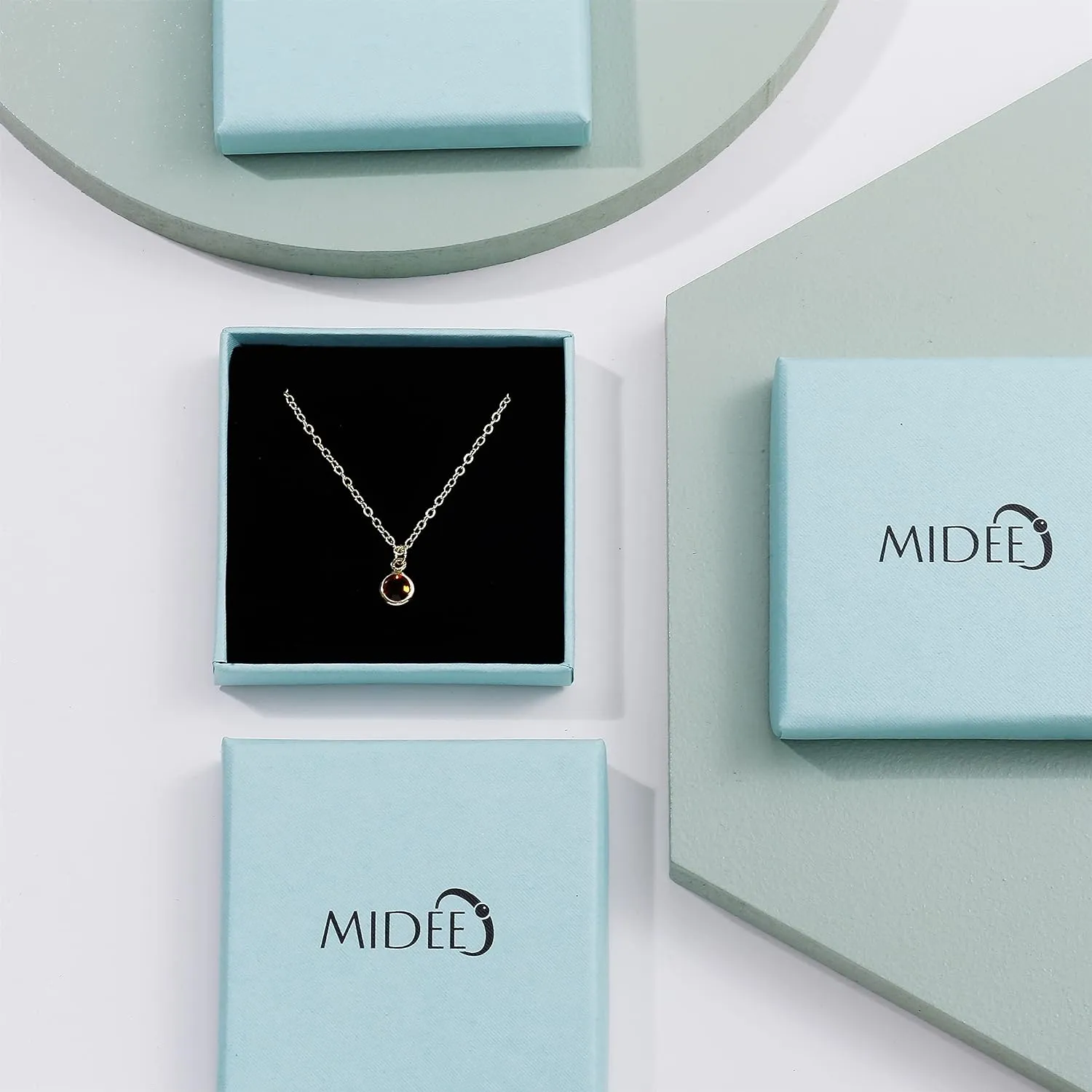 MIDEEO CZ Diamond Necklace for Women Dainty Layered Cubic Zirconia Solitaire Pendant Necklace Gold Plated Waterdrop Shape Square Emerald Green CZ Simulated Diamond Bridesmaid Necklace