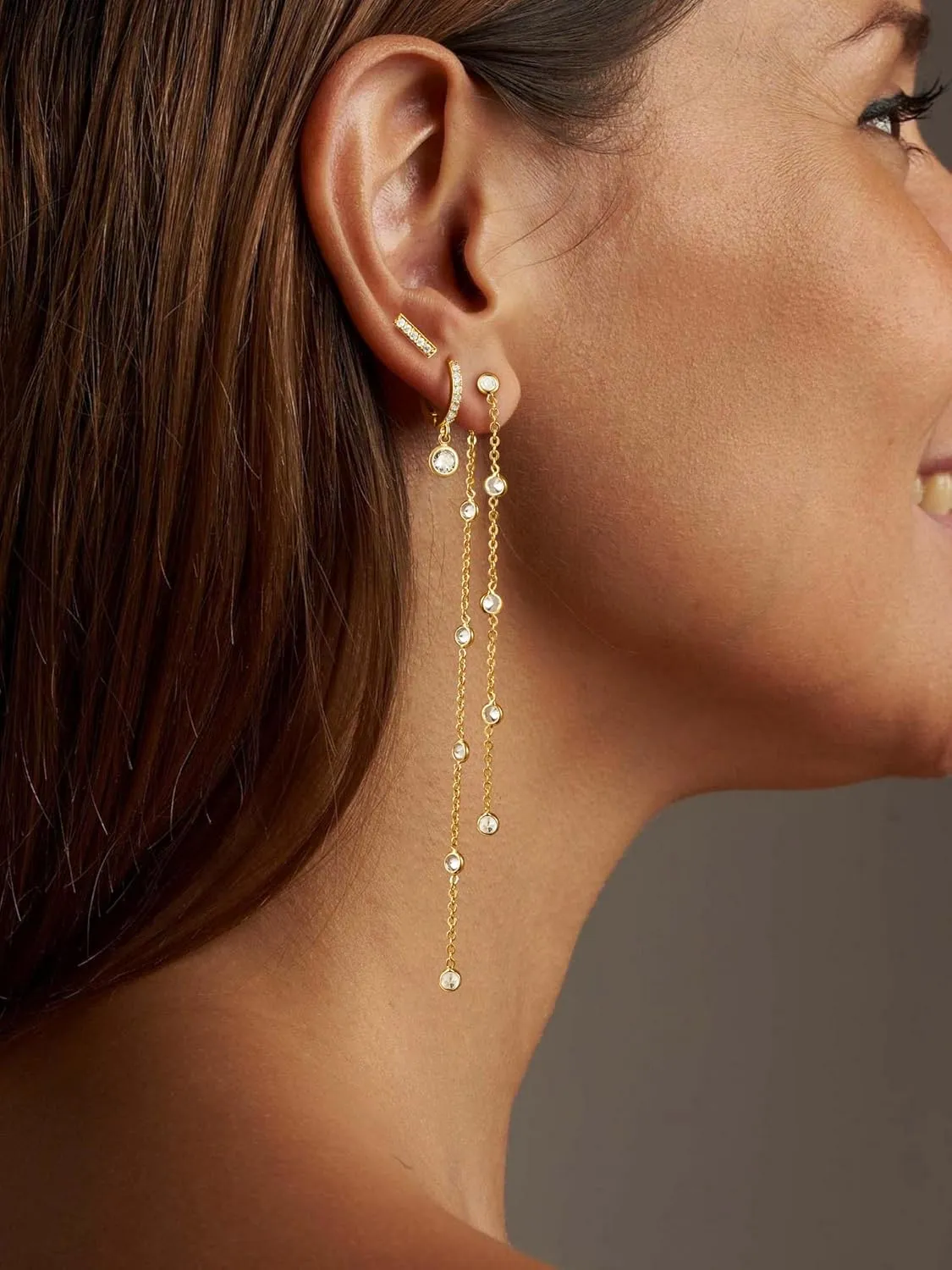 Moodear Gold Dangle Earrings 3/4 Pairs Dainty 14K Gold Plated Chain Earrings for Women Trendy Earring Stacks Set Cubic Zirconia Pearl Hoop Stud Hypoallergenic Earrings for Women Jewelry Gifts
