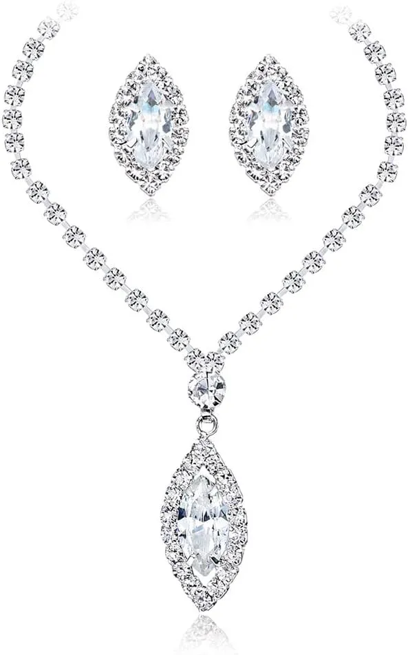 Octwine Bride Simple Crystal Necklace Earrings Set Women Bridal Wedding Jewelry Sets Rhinestone Choker Necklace Prom Jewelry Set for Women (Silver 3)