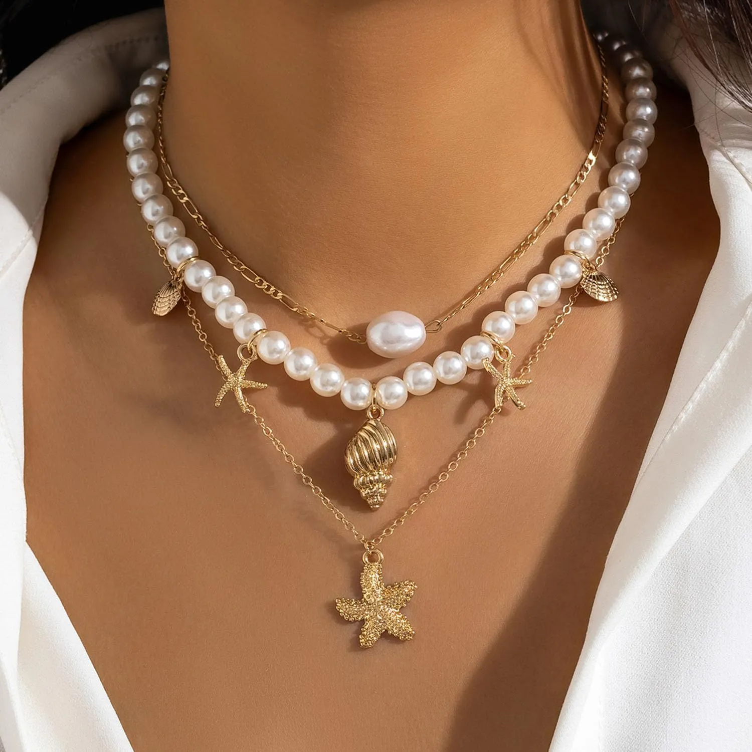 Pearl Shell Necklace for Women Beach Seashell Conch Necklace Starfish Pendant Necklace Boho Layered Necklace Summer Beach Jewelry Gifts for Women