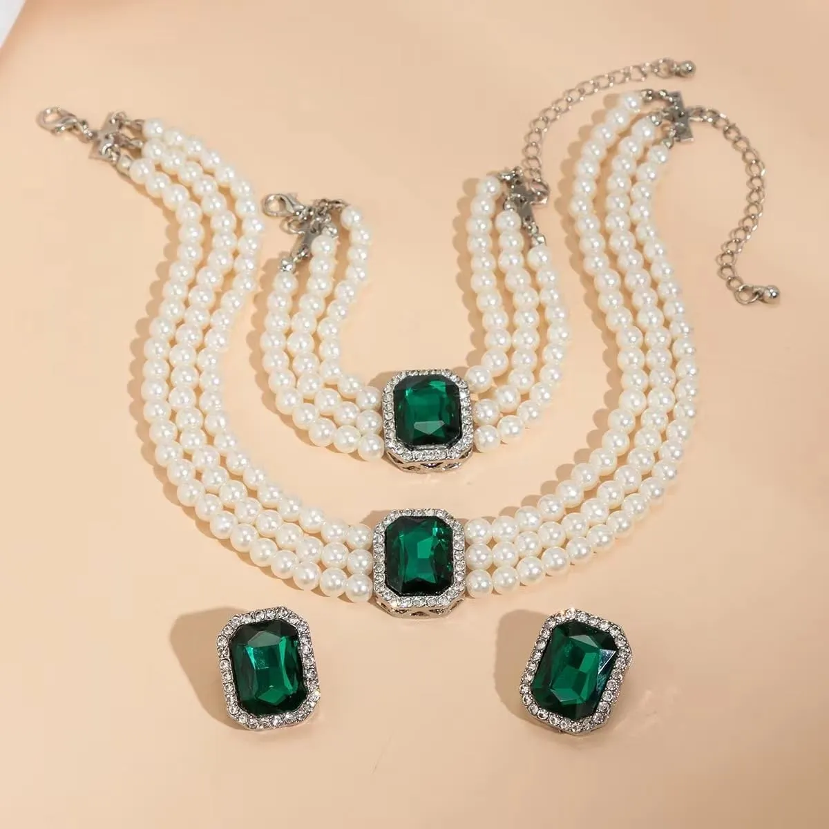 Pearls Layered Choker Necklaces Multilayer Faux Pearl Bracelet Crystal Earrings Jewelry Set 1920s Choker Necklace Bridal Wedding Party Jewelry
