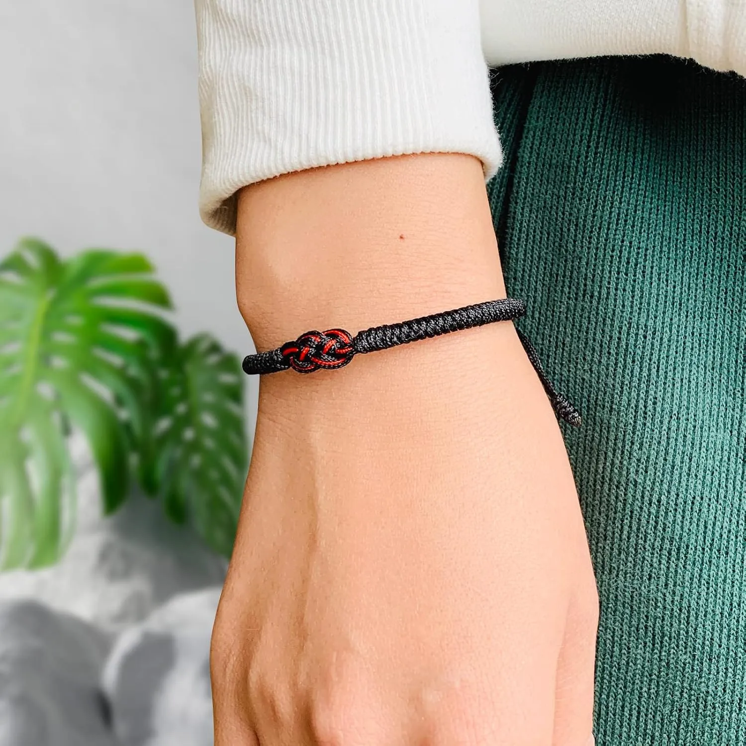 Pingyongchang Couple Bracelets Red String of Fate Bracelet Lucky Protection Long Distance Knot Handmade Relationships Matching Bracelets for Boyfriend Girlfriend Women Men Gifts Jewelry