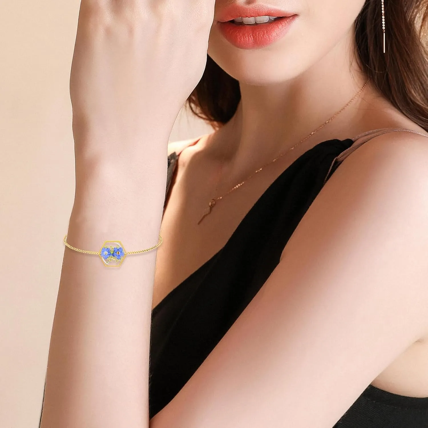Pressed Flower Bracelets,Handmade Forget-Me-Not and Queen Anne's Lace Pressed Wildflower Bracelet,Gold Personalized Flower Bracelets for Women,Forget me not Presents for Her-Alaska State Flower