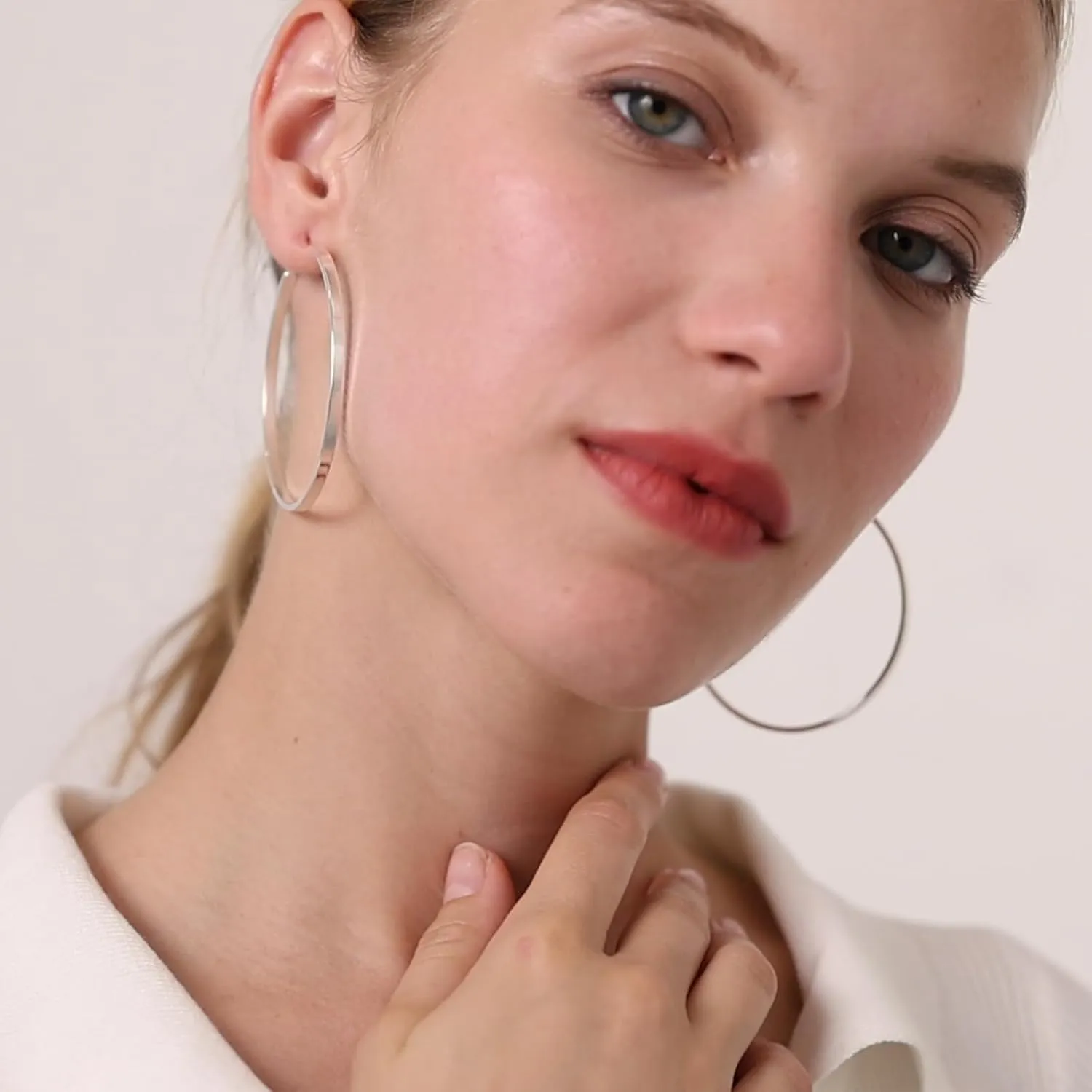 Senteria 925 Sterling Silver Hoop Earrings Lightweight Big Silver Hoop Earrings Hypoallergenic Large Hoops Earrings for Women