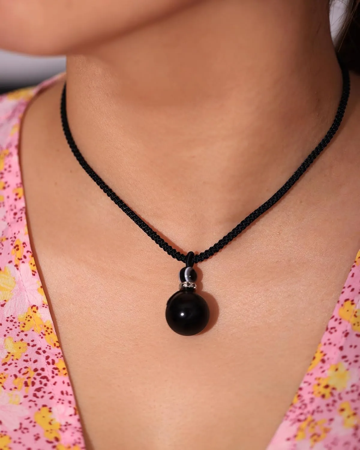 Simple Gems Necklaces for Women Man Spiritual Reiki Protection Stones 18mm Round Pendant Necklace Crystals Adjustable Handmade Evil Eye Jewelry Unisex